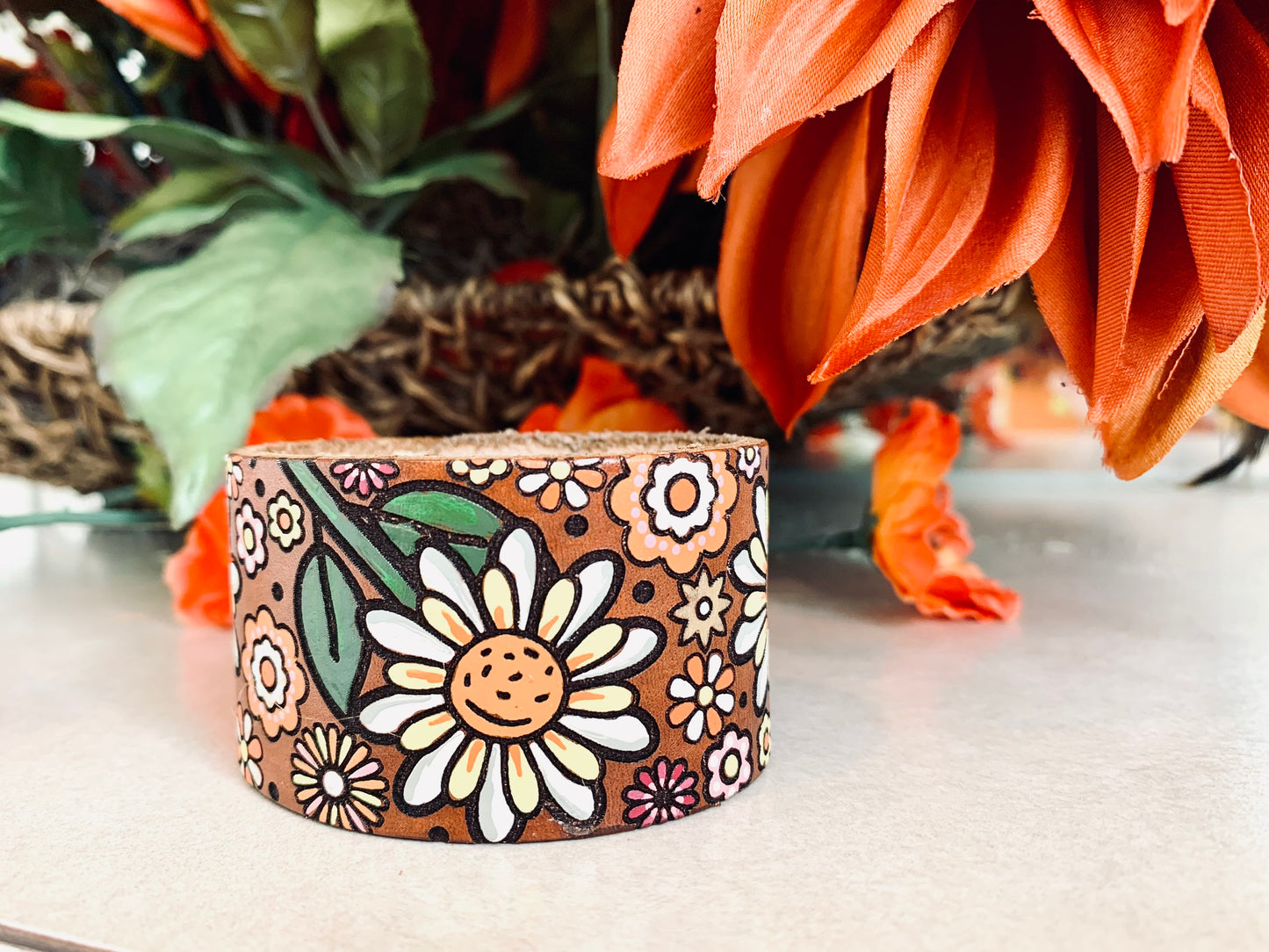 Mod 70's Flower Leather Cuff