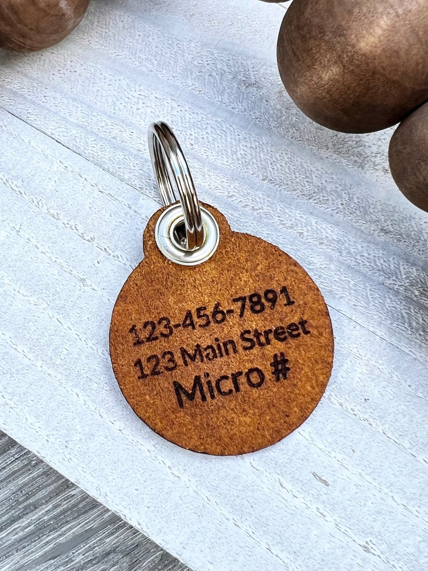 Leather Dog ID Collar Tags - Al-Style Round Arrow Tag