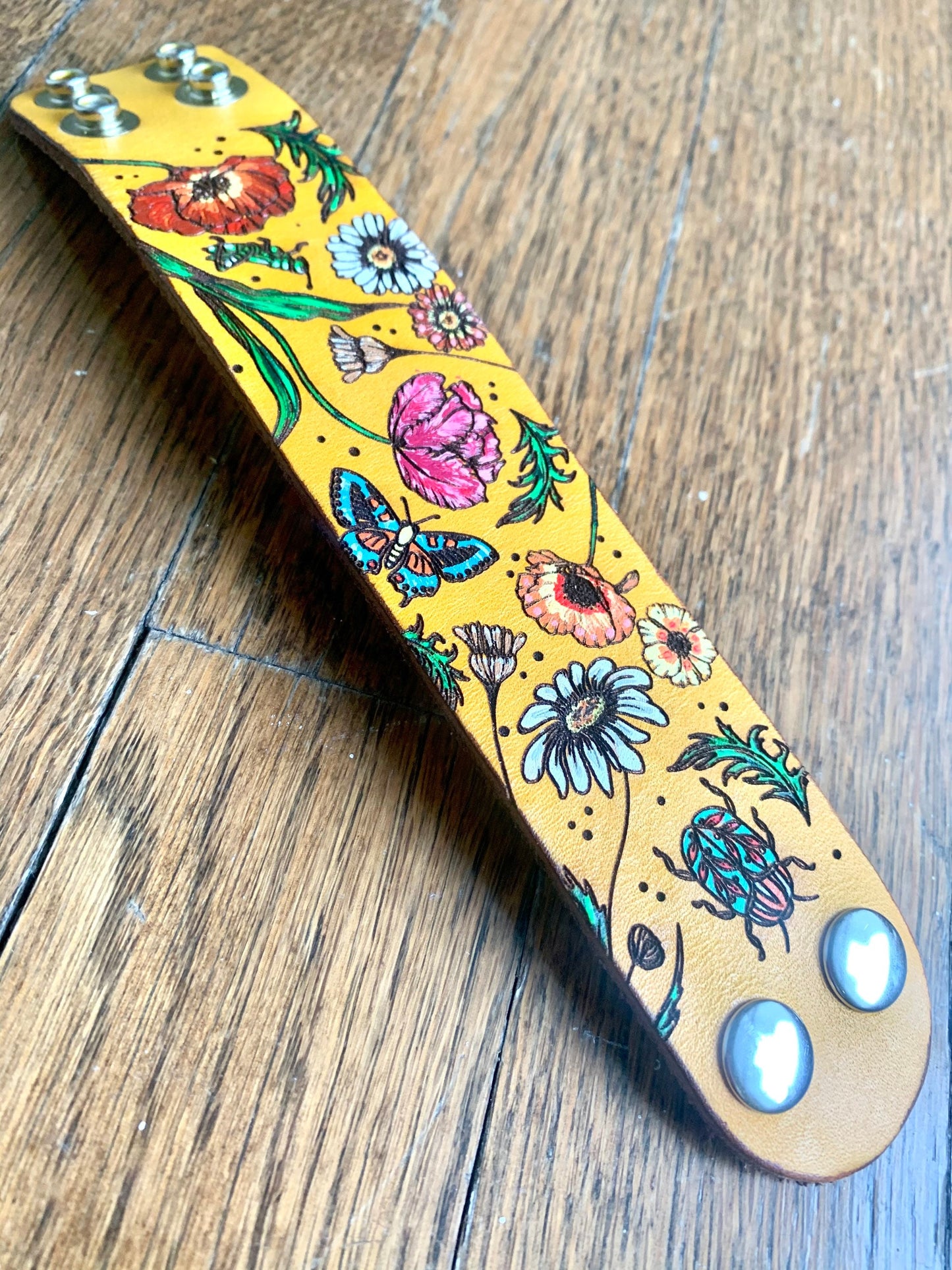Botanical Style Leather Cuff